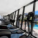 Level 57 Ocean View - Circle On Cavill - Self Contained, Privately Managed