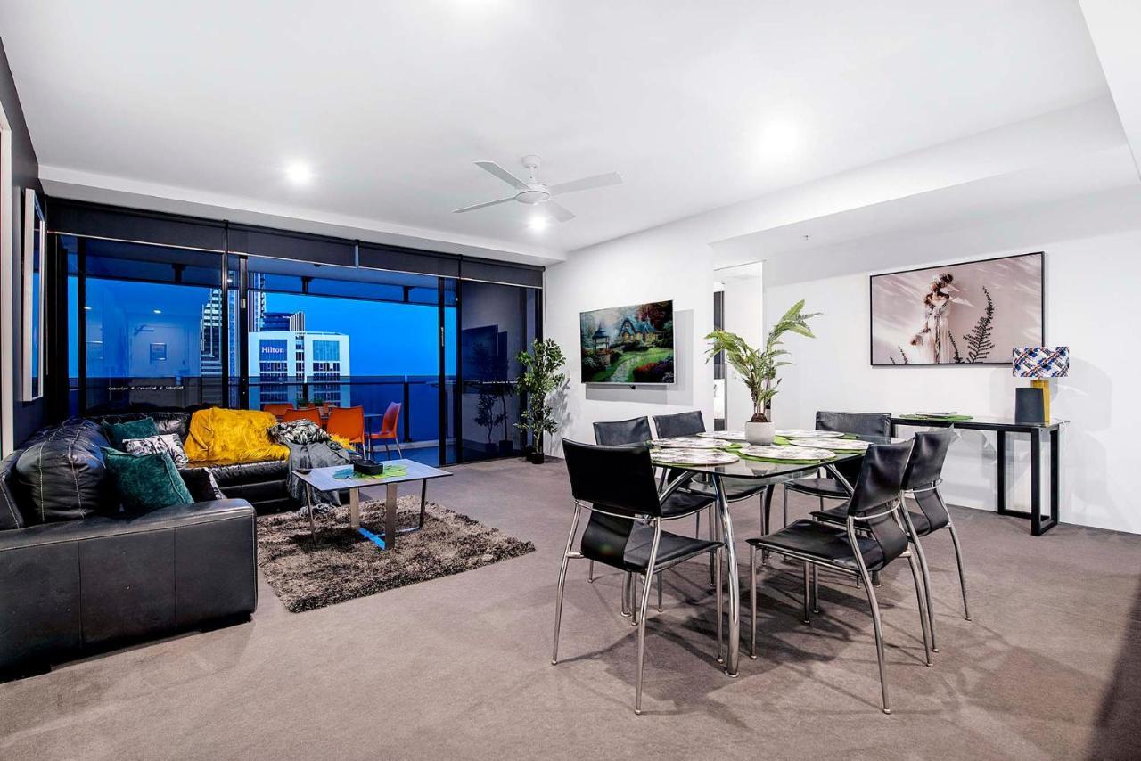 Apartment Level 57 Ocean View - Circle On Cavill - Self Contained, Privately Managed Gold Coast